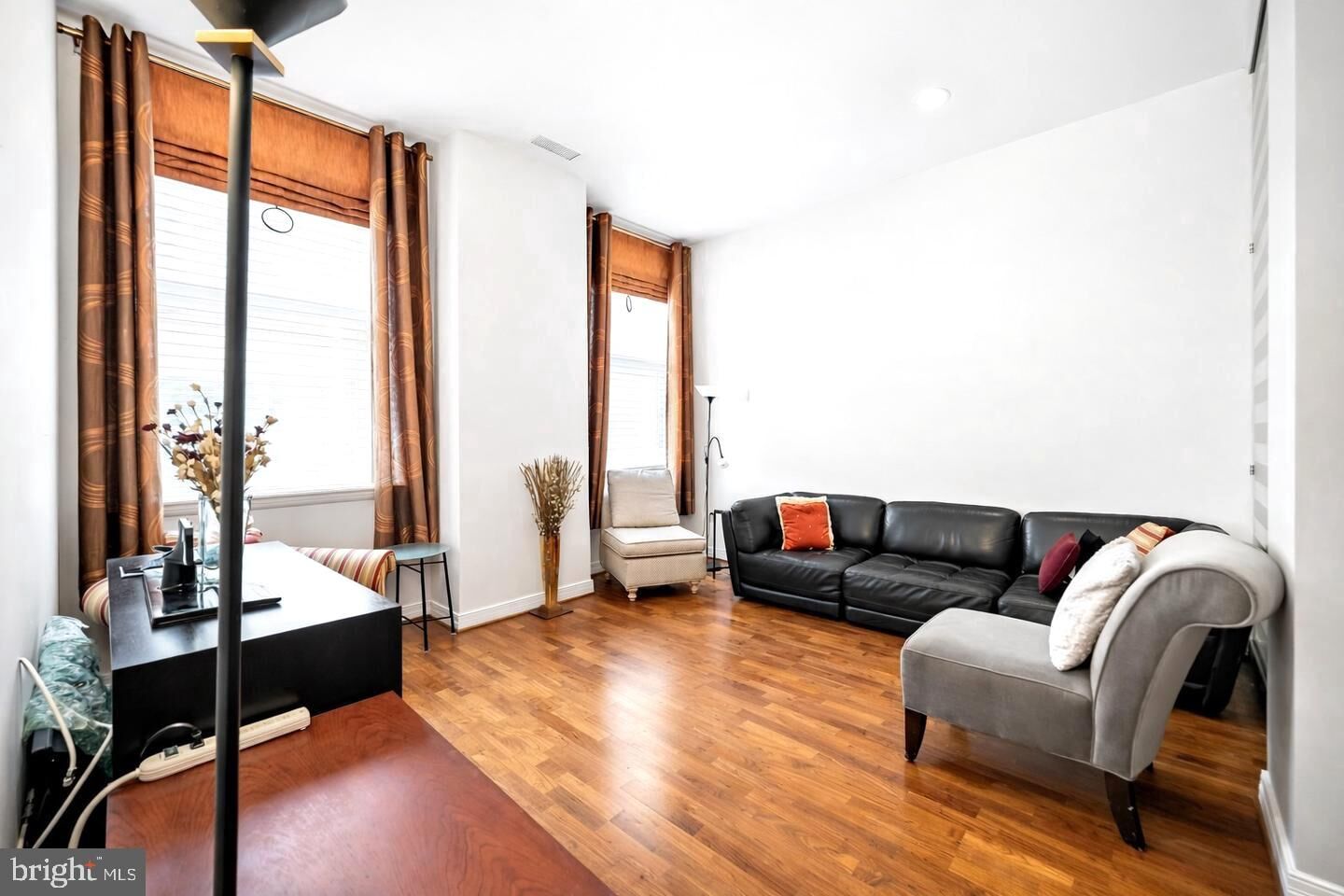 Property Photo: 1600 Arch Street 1610 PA 19103