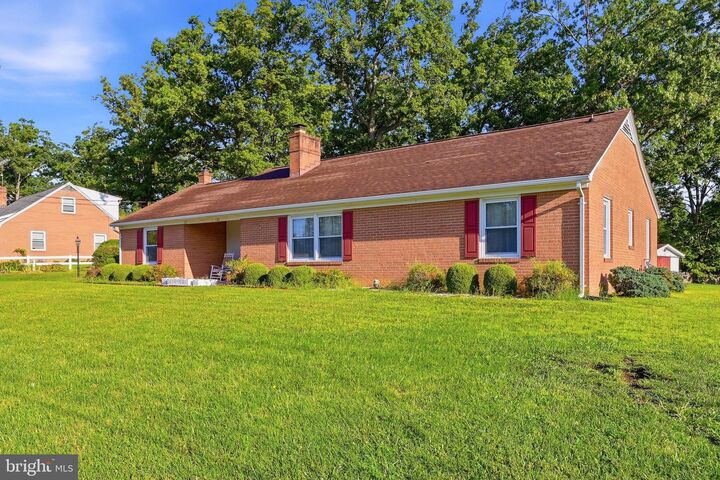 Property Photo: 121 Elmwood Road VA 22602