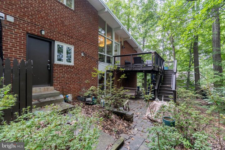 Property Photo:  3615 Tallwood Terrace  VA 22041 