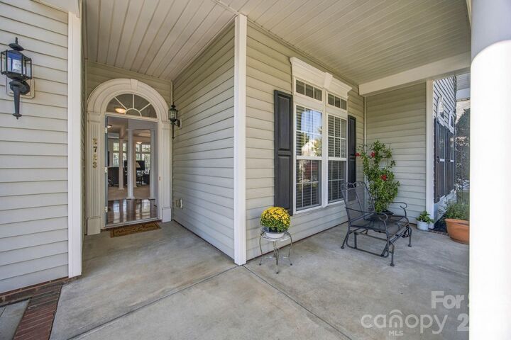 Property Photo: 2723 Sunberry Lane NW NC 28027