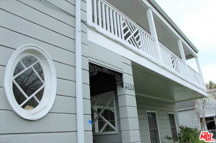 Property Photo: 402 S Canon Dr, Unit A CA 90212