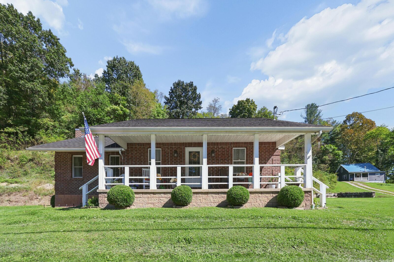 Property Photo:  702 Zanesville Street  OH 45715 