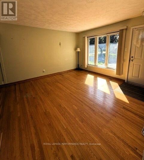 Property Photo:  418 Bellevue Crescent  ON K6H 5M9 