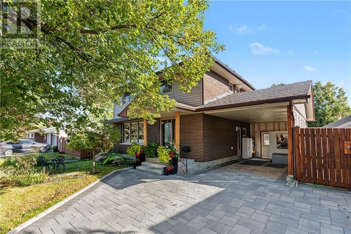 Property Photo:  1243 Hawthorne Drive  ON P3A 1K8 