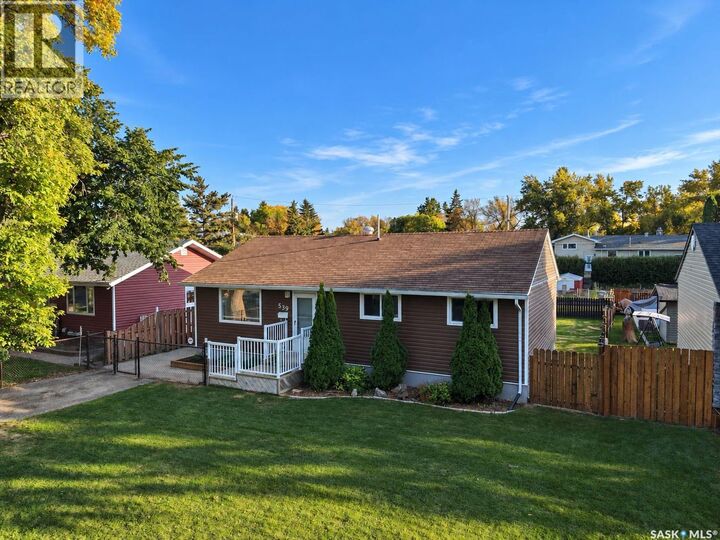 Property Photo: 539 24th Street E SK S6V 1S1