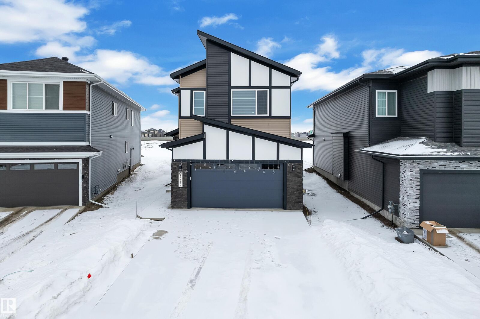 Property Photo:  6215 19 Street  AB T4X 3C8 