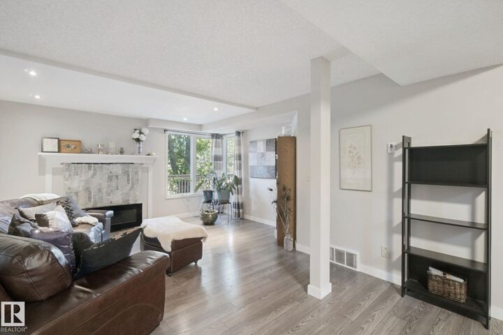 Property Photo:  14812 43 Avenue NW  AB T6H 5S1 