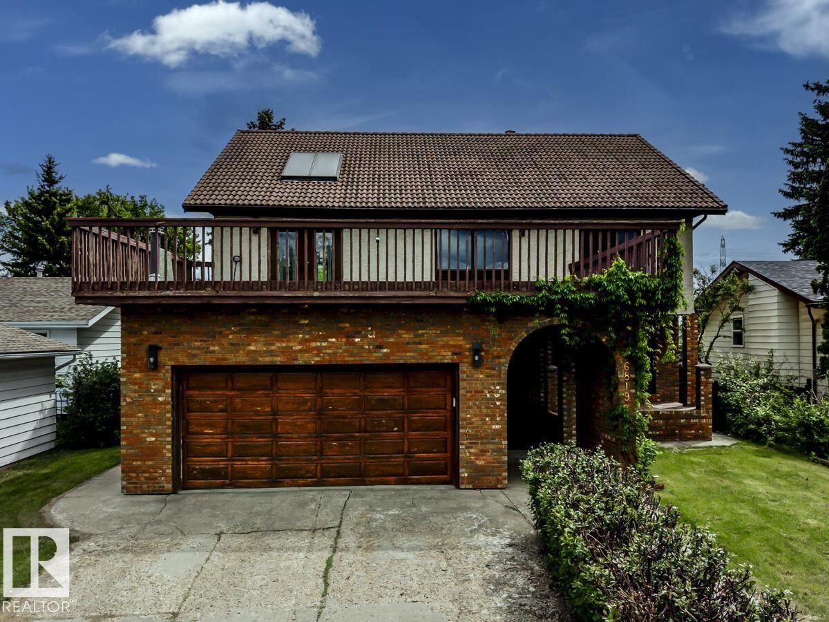 Property Photo:  6819 10 Av NW  AB T6K 2T9 