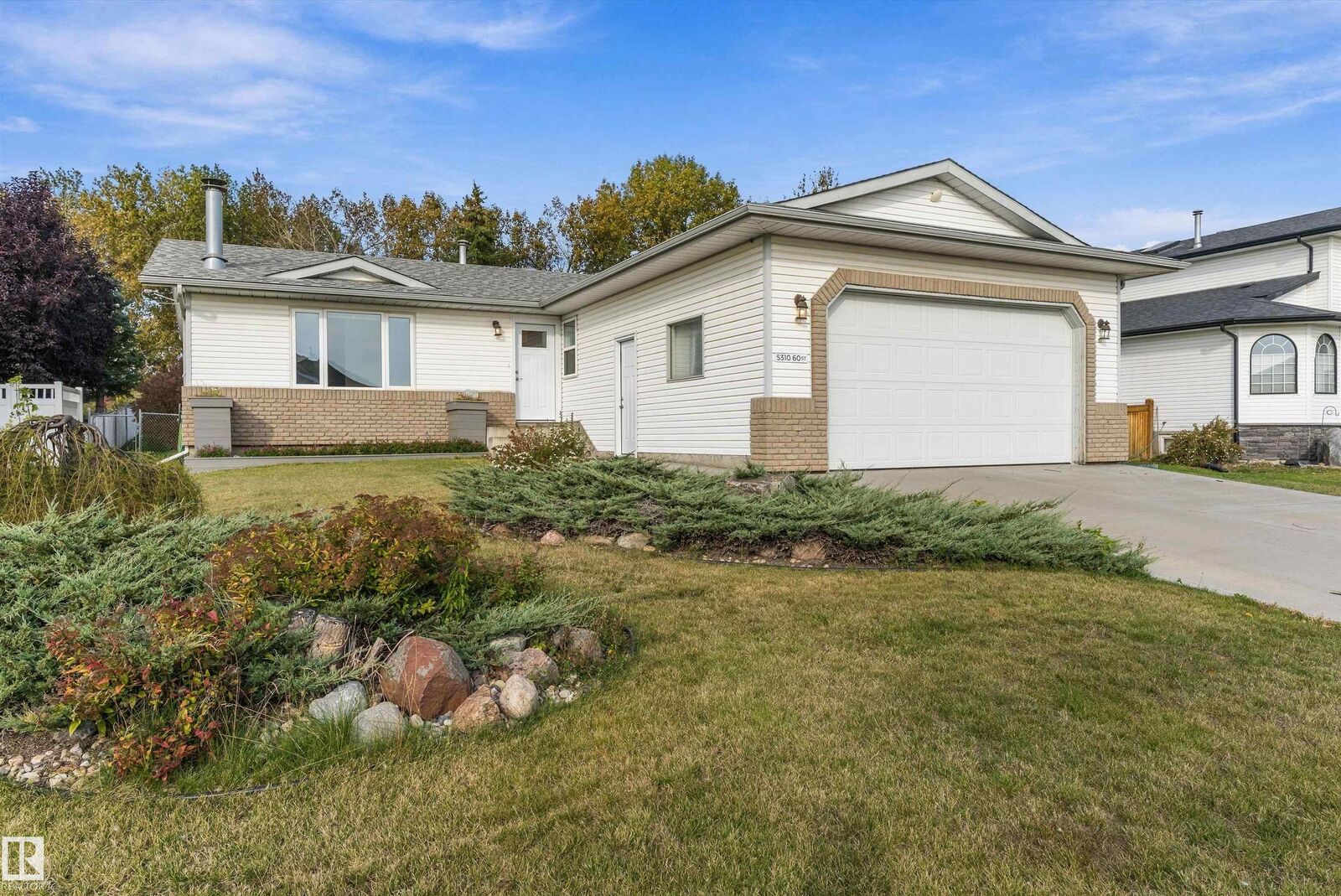 Property Photo:  5310 60  AB T4V 4L2 