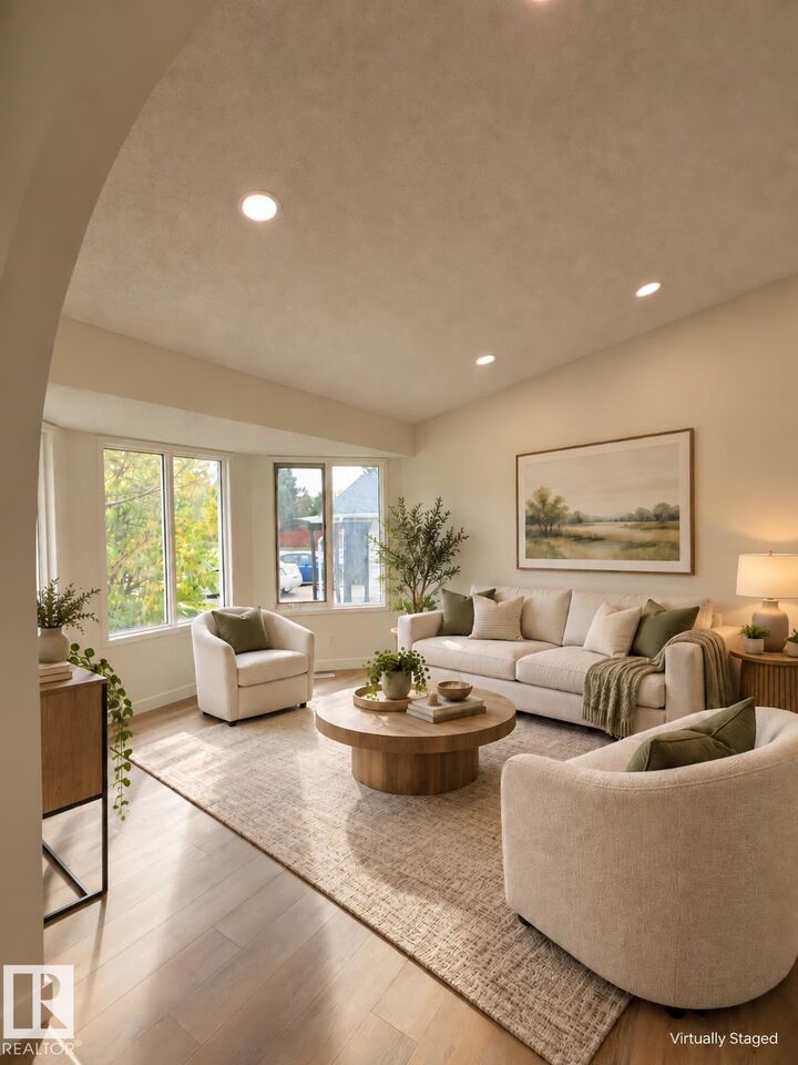 Property Photo:  4440 32 Street NW  AB T6T 1G5 