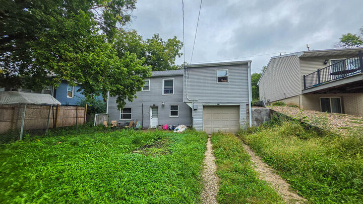 Property Photo:  317 2nd St NW  IA 50501 