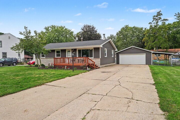 Property Photo:  2846 Russell Street  IN 46368 