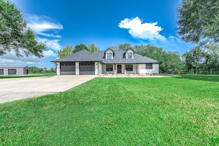Property Photo:  16610 Meadow Lane  TX 77534 