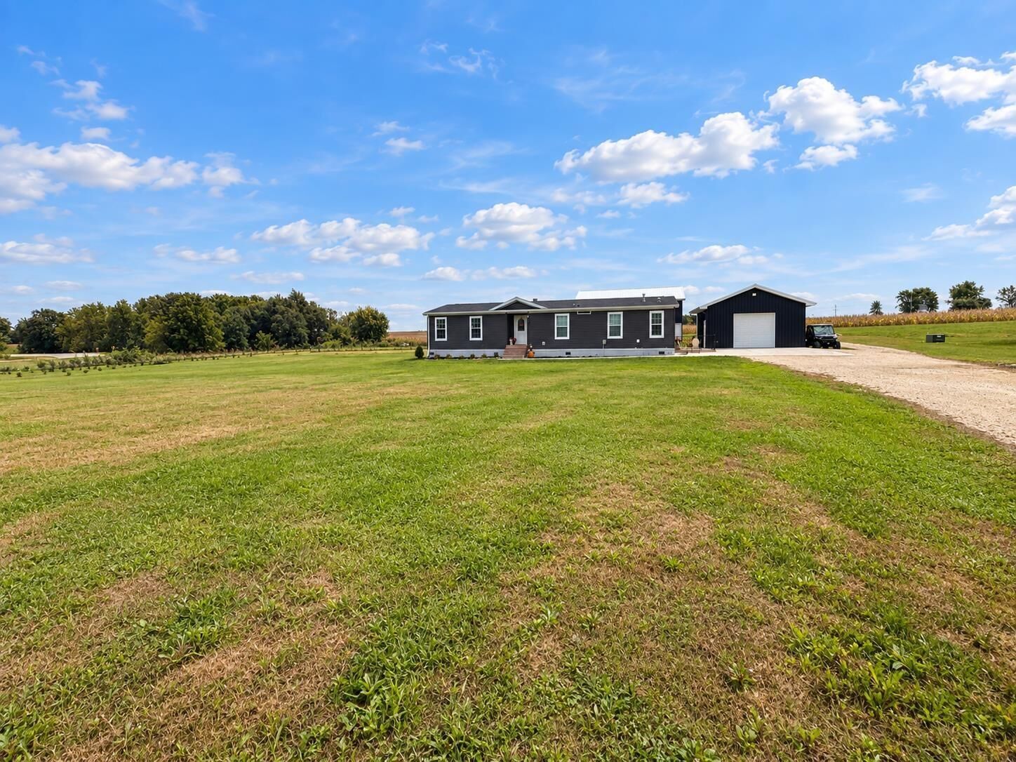 Property Photo:  4084 W Ave  IA 50662 