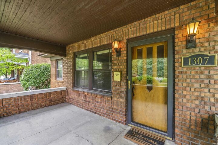 Property Photo: 1307 Kensington Boulevard IN 46805