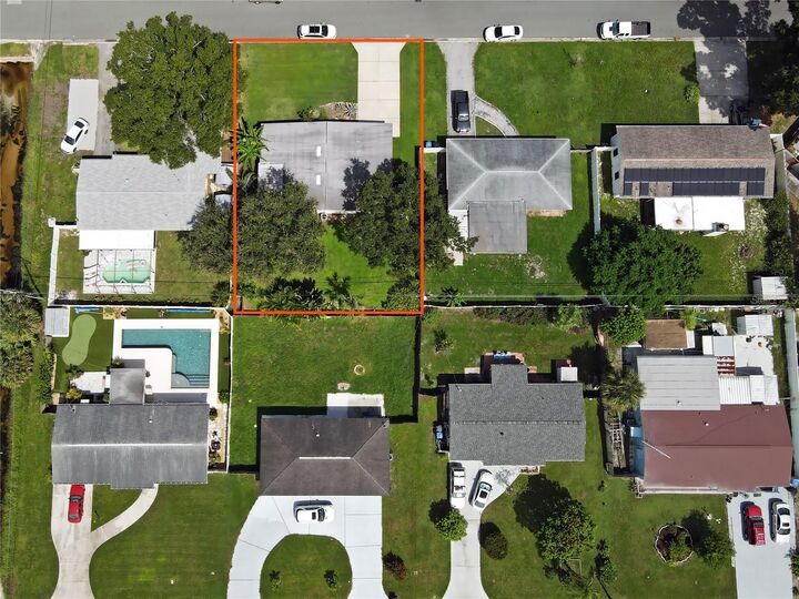 Property Photo:  1100 76th Avenue N  FL 33702 
