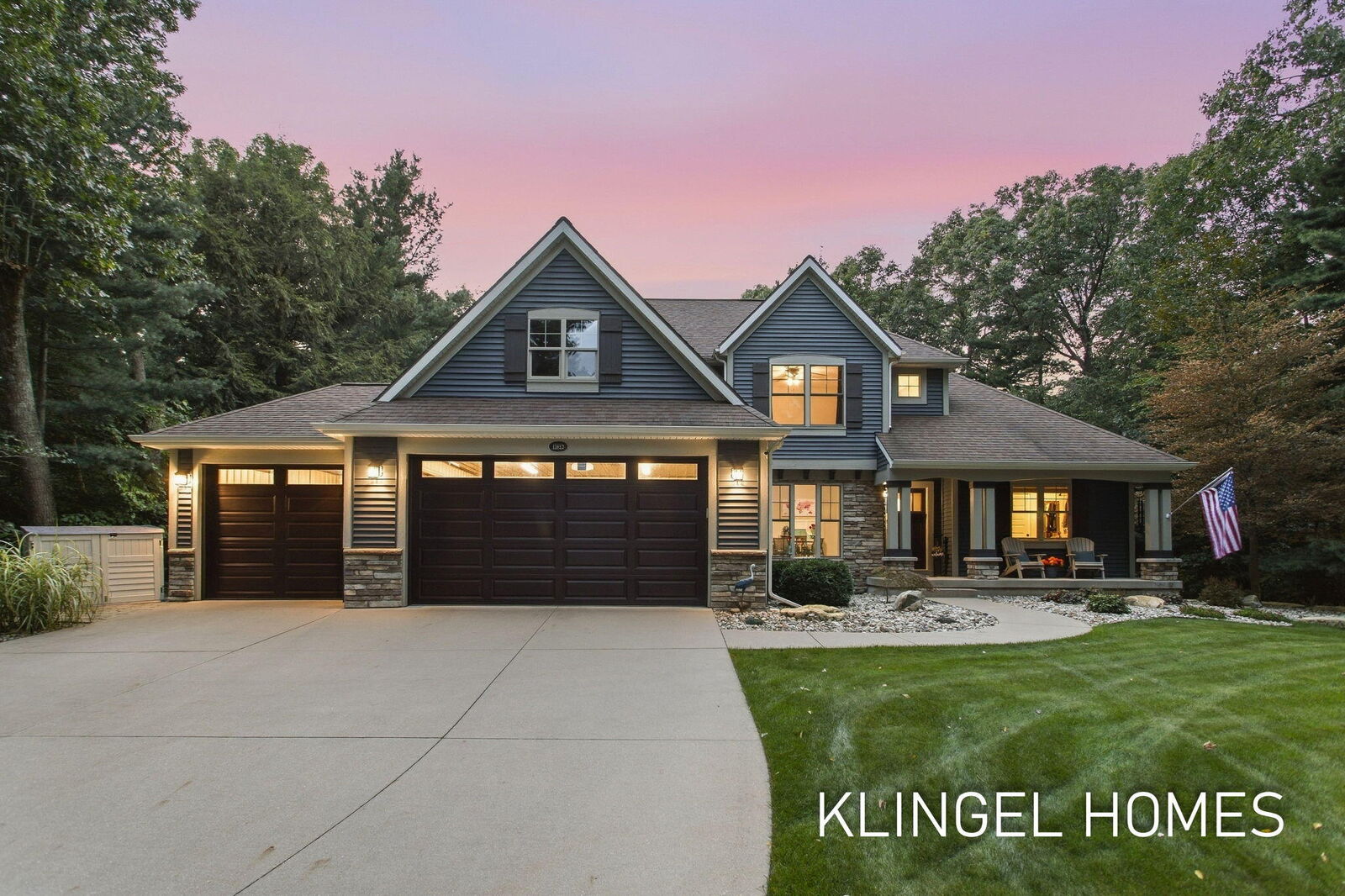 Property Photo: 13823 Devonshire Lane MI 49417