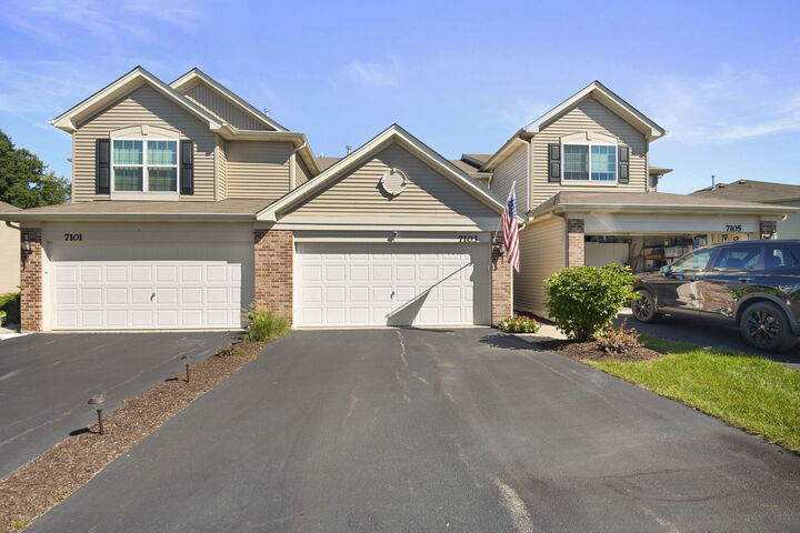 Property Photo:  7103 Hidden Green Circle  IL 60020 