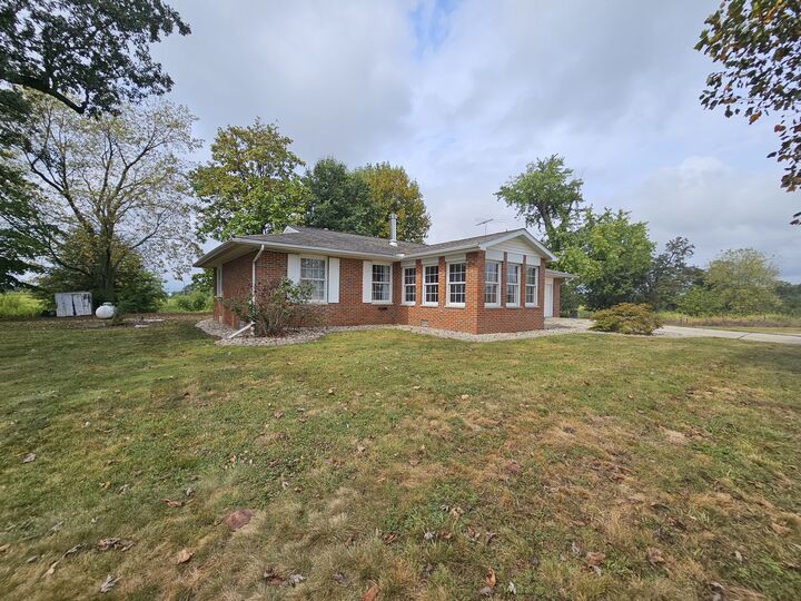 Property Photo:  4165 Black Diamond Road  IL 62263 