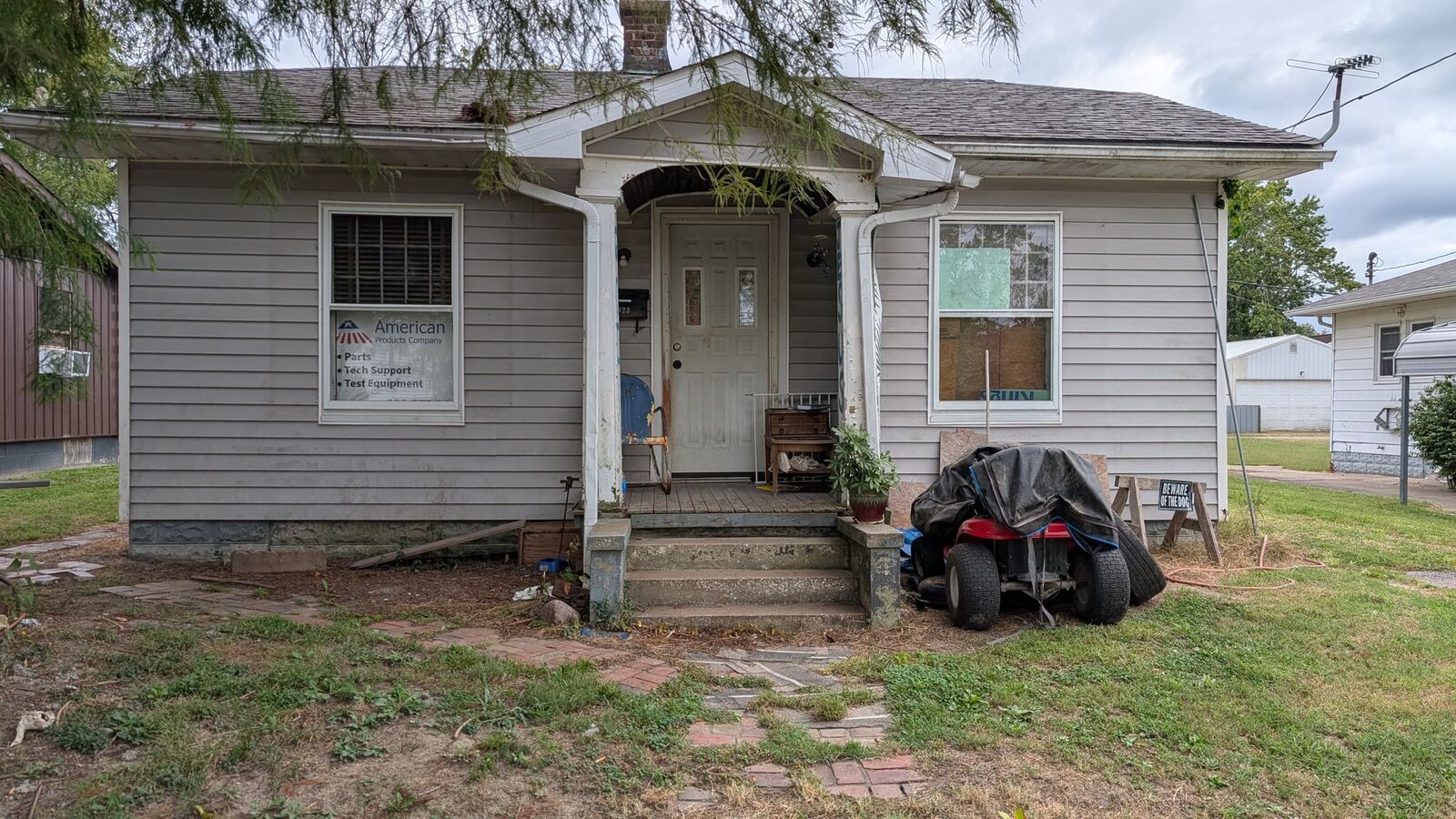 Property Photo:  1923 Minton Street  IL 62966 
