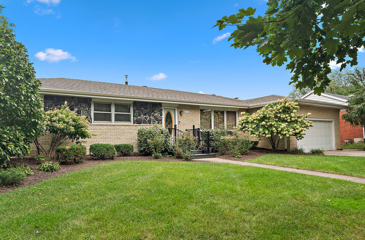 Property Photo:  8616 W 145th Street  IL 60462 