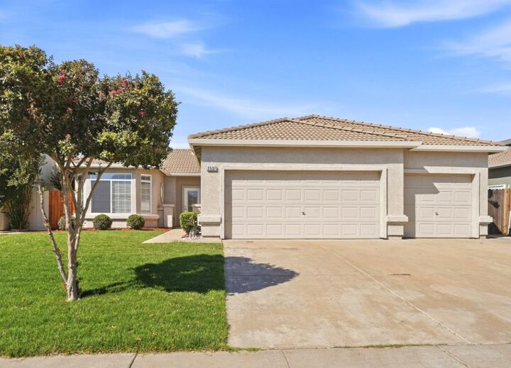 Property Photo:  2537 Etcheverry Drive  CA 95212 