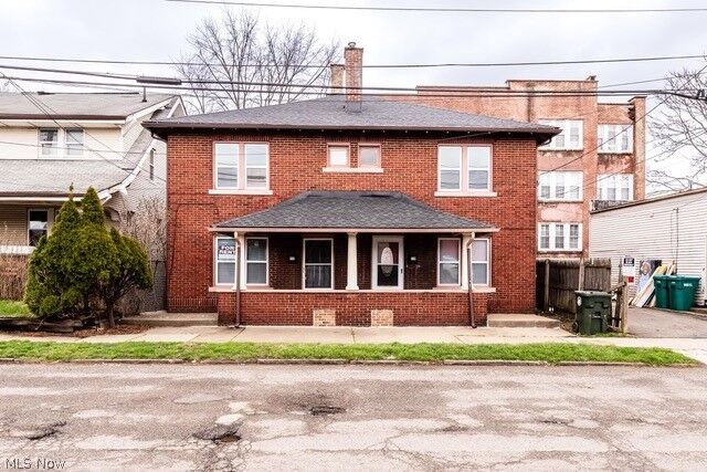 Property Photo:  2241 Tuscarawas Street W  OH 44708 