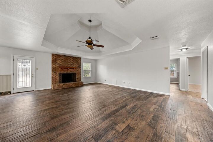Property Photo: 812 Regina Drive TX 76643