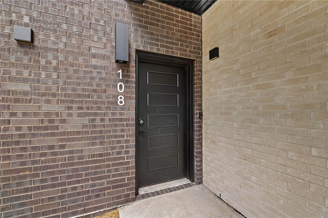 Property Photo:  3329 SE Mp Parkway 108  AR 72712 