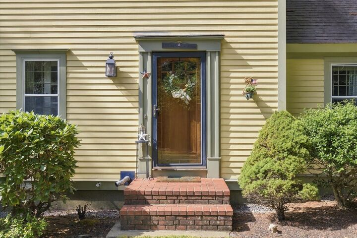 Property Photo:  7 Stony Brook Rd  MA 02364 