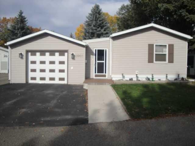 Property Photo: 3002 29th Street S AB T1K 6S8