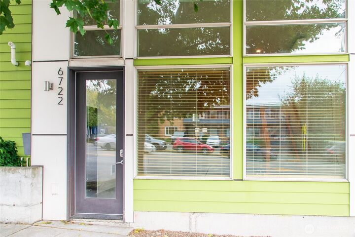 Property Photo: 6722 15th Avenue W WA 98117