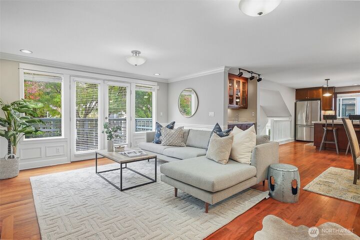 Property Photo: 6710 Alonzo Avenue NW WA 98117