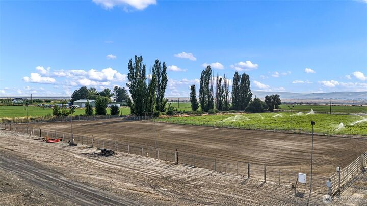 Property Photo:  18463 Road  B  NE  WA 98851 