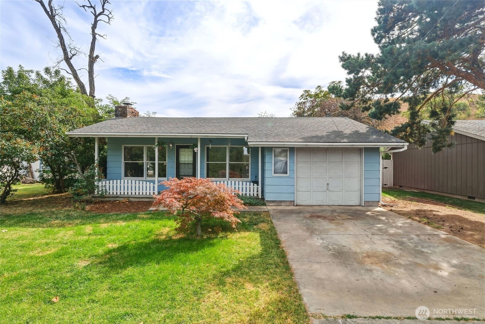 Property Photo:  531 NW 4th Avenue  OR 97862 