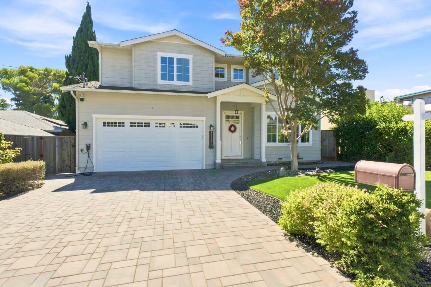 Property Photo: 1831 Robin Whipple Way CA 94002