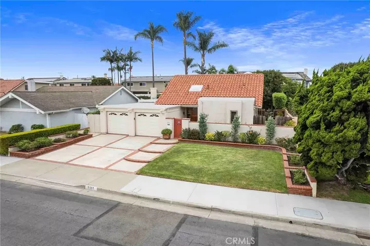 Property Photo: 9581 Landfall CA 92646