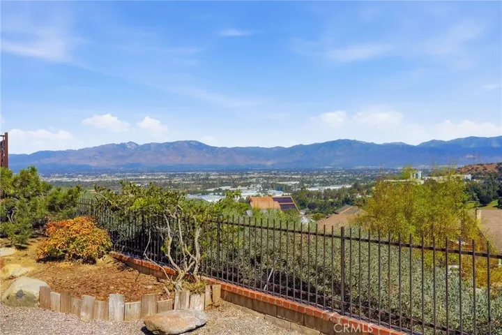 Property Photo:  11739 Rancho Verde Drive  CA 90601 