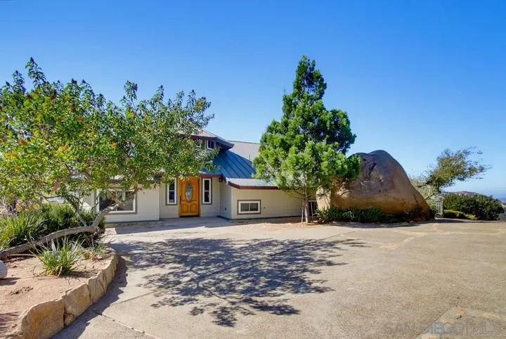 Property Photo:  16118 Green Valley Truck  CA 92065 