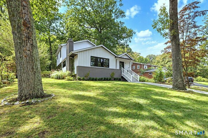 Property Photo: 105 Old Dike Road CT 06611