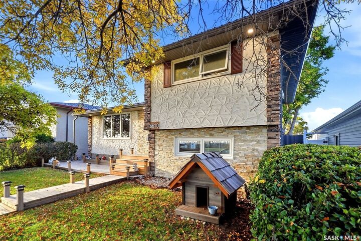 Property Photo:  6610 Dewdney Avenue  SK S4T 6W7 