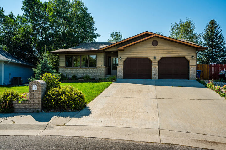 Property Photo:  312 Barn Owl Court  WY 82801 