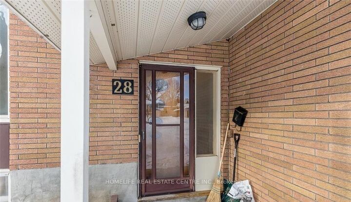 Property Photo:  28 Pratt Road (Upstairs)  ON L4M 2L1 