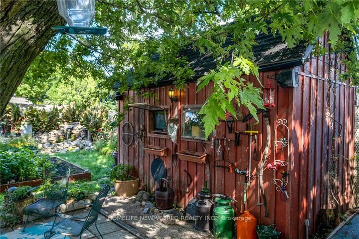 Property Photo:  424 Upper Sherman Avenue  ON L8V 3L3 