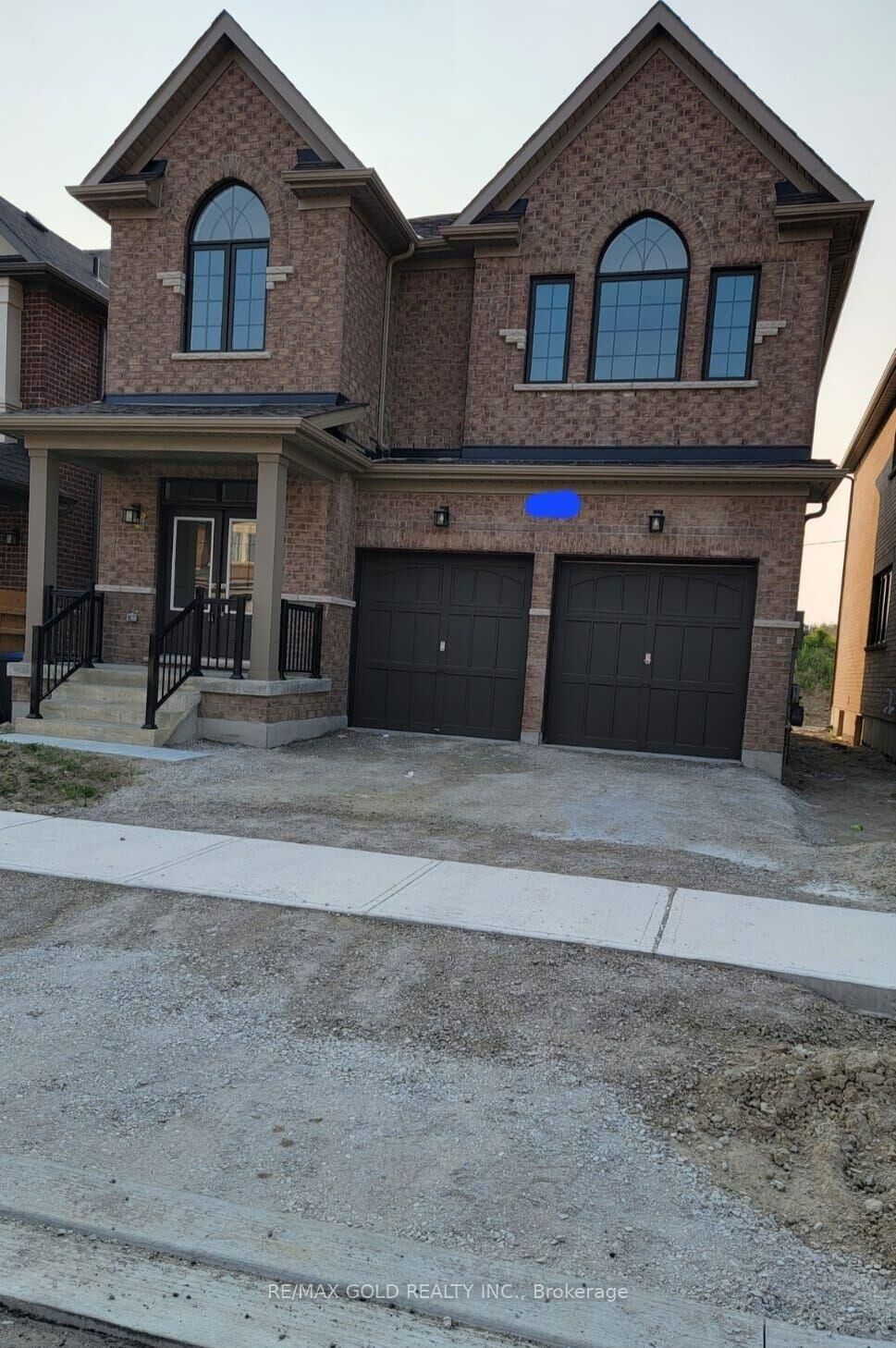 Property Photo:  20 Moorhart Crescent  ON L7C 4J5 
