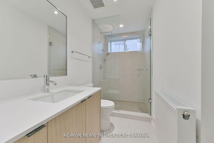 Property Photo: 995 Dufferin Street Lower ON M6H 4B2