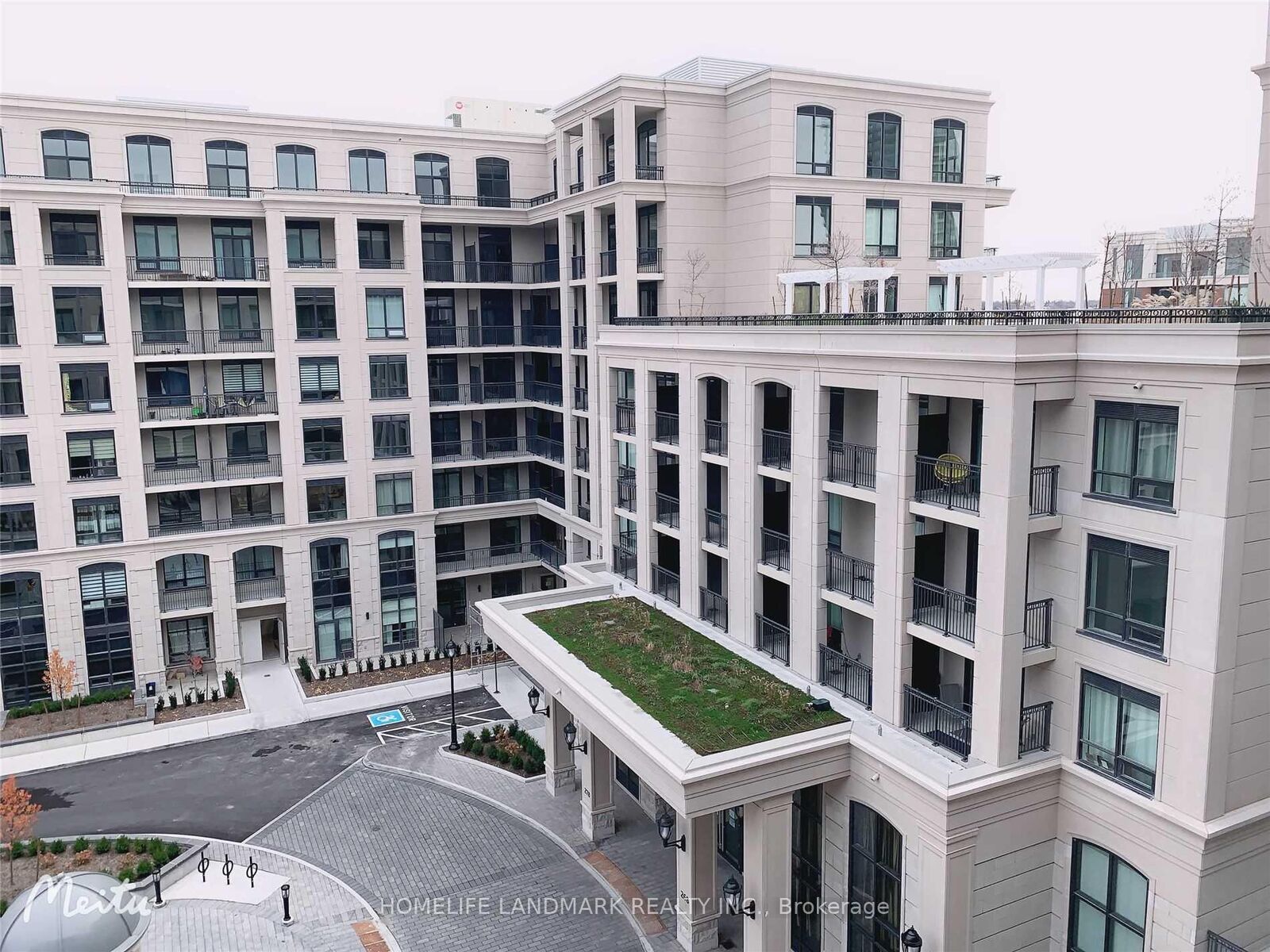 Property Photo:  268 Buchanan Drive 729W  ON L3R 8G9 