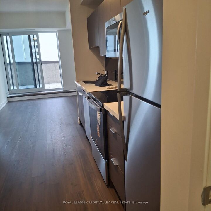Property Photo:  2839 Jane Street 505  ON M3N 2J5 