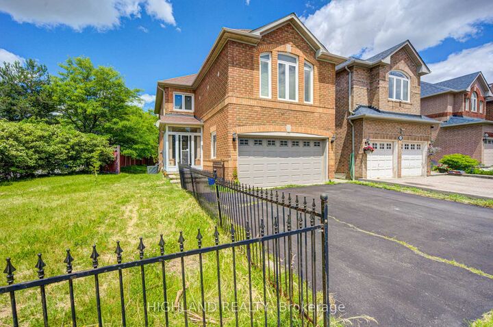 Property Photo:  5327 Landsborough Avenue Basement  ON L5R 3X1 