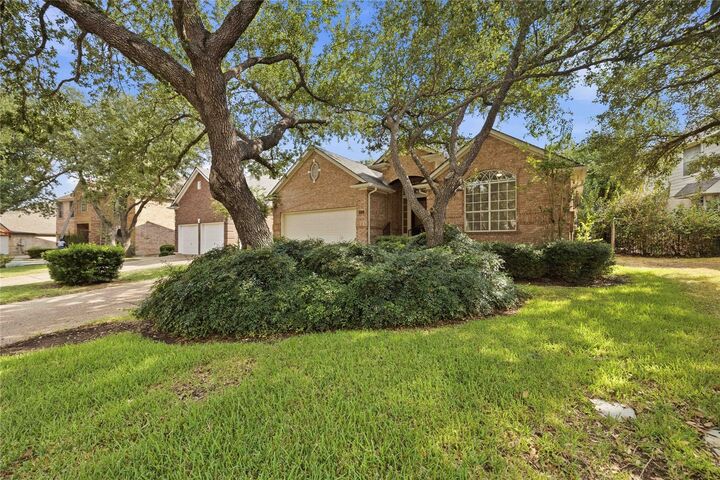 Property Photo:  10045 Planters Woods Drive  TX 78730 